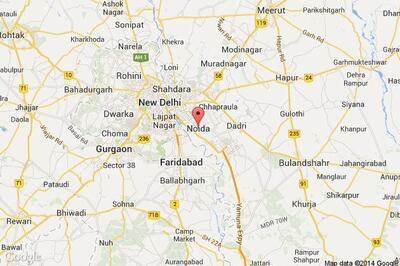 Private company CEO's car robbed in Noida