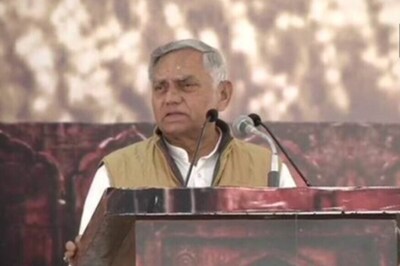 Congress' Janardan Dwivedi Shares Dais with Mohan Bhagwat at 'Gita Mahotsav' Event