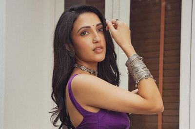 Neha Shetty Exudes Regal Vibes In Off-white Saree Paired With Waist Chain