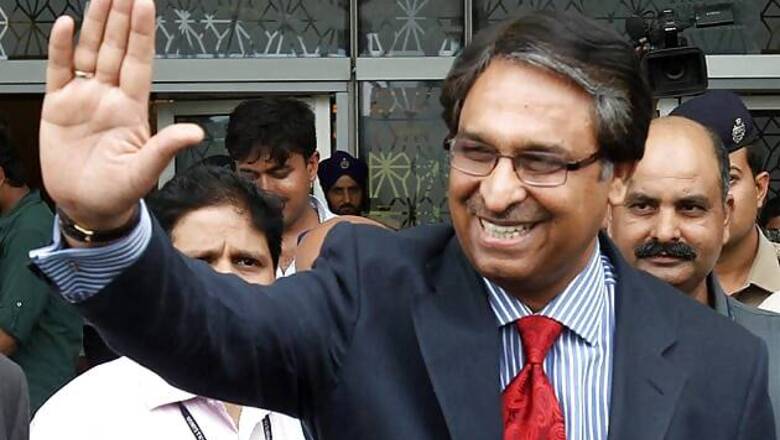 Indo-Pak talks: Jilani-separatists meet in focus
