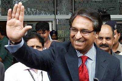 Indo-Pak talks: Jilani-separatists meet in focus