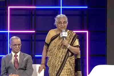 How Sudha Murty Reacted Adorably On 'Successful Man' Narayana Murthy?
