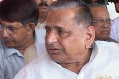 Mulayam backtracks on threat to UP lady officer