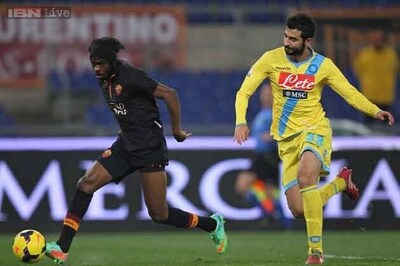 Gervinho double helps Roma down Napoli in thriller
