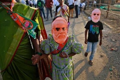 LS polls: Tough for Congress-NCP, BJP-Shiv Sena eye big win in Mumbai