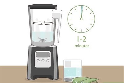 How to Use Aloe Juice As an Astringent