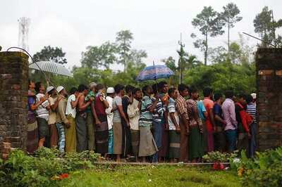 United Nations Calls on Myanmar to End Violence, Urges Aid