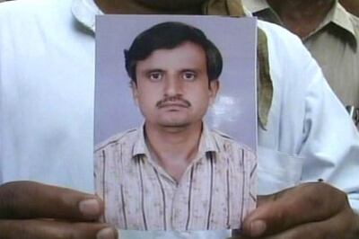 Cops mistake Hindu for a Muslim, bury his body