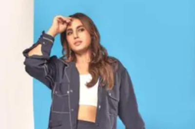 Huma Qureshi’s Navy Blue Co-ord Set Is Perfect For Casual Day Out