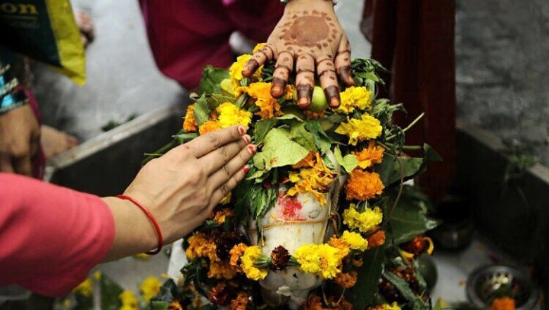 Single judge order on dress code in Tamil Nadu temples stayed