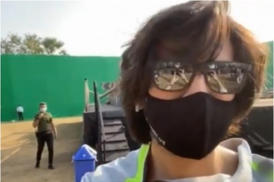 Kartik Aaryan Gives Fans a Tour of 'Dhamaka' Set, Says Helicopters are Camera Shy