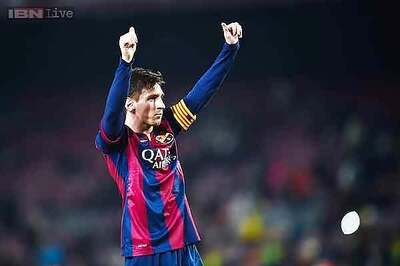 Lionel Messi denies rumours of rift with club