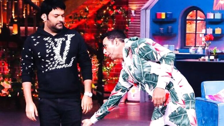 Kapil Sharma Says Akshay Kumar Touched His Feet for BellBottom Success, Actor Brutally Trolls Him