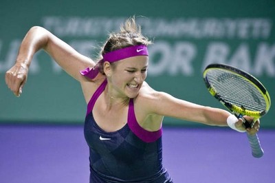 Azarenka beats Li to clinch Sydney title