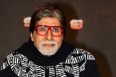 Amitabh Bachchan Thanks Fans For Their Love, Calls It 'Huge Debt' He Can 'Never Repay': 'Shall Remain...'