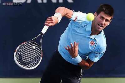 Novak Djokovic, Andy Murray advance in Toronto
