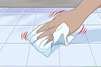 How to Paint Bathroom Tile