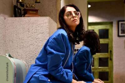 In Blue Blazer, White Bralette Top, Sonalee Kulkarni's Stunning Avatar