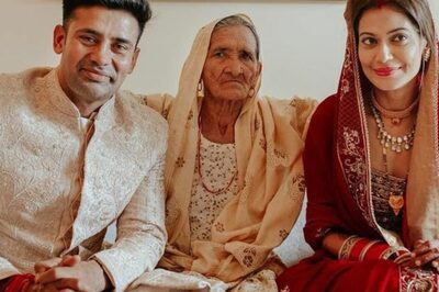 Payal Rohatgi Blushes As She Takes Her First Steps Into Her Sasural As A New Bride; Watch