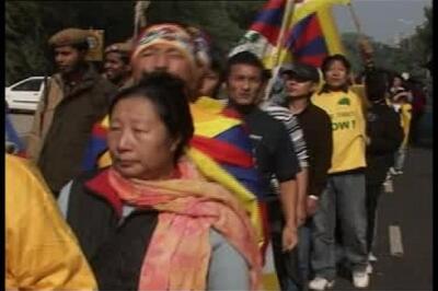 Tibetans hold protest in Delhi, seek India's support to get fundamental rights