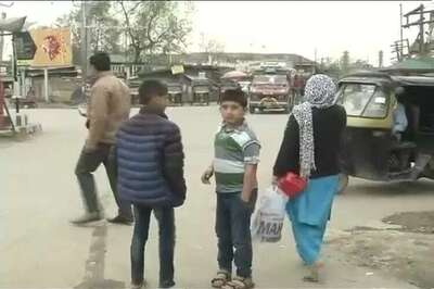 Earthquake tremors spark panic, hit Delhi Metro services