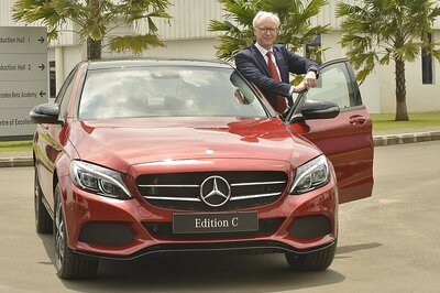 Mercedes-Benz Urges Government to Not Rush With All-Electric Vehicles Push