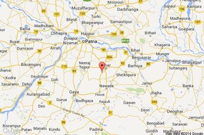 Noble laureate Amartya Sen visits excavation site at Telhara's Buddhist monastery