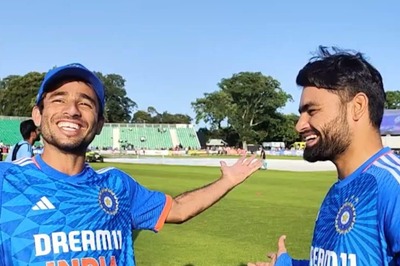 After Rinku Singh's Suggestion, Ravi Bishnoi Promises to Replicate Shah Rukh Khan's Signature Pose