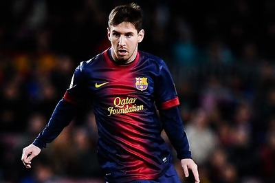 Messi sets up four in Barcelona's 4-1 win at Levante