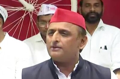 Ahead of UP Elections, BSP Leaders Switching Over to Akhilesh Yadav’s SP