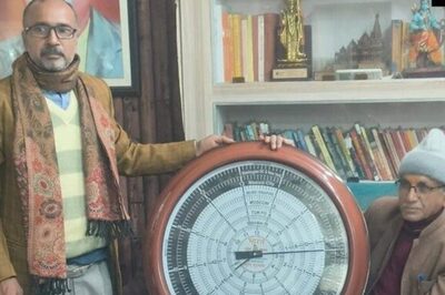 Vegetable Vendor Designs Clock, Gifts it to Ram Mandir Trust
