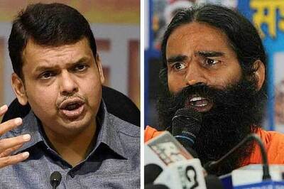 Centre distance itself from Fadnavis, Ramdev on 'Bharat Mata ki Jai' remarks