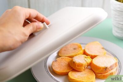 How to Cover Food in the Microwave