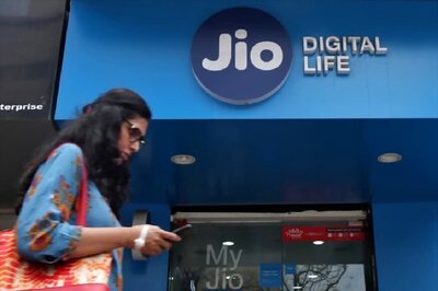 Reliance Jio Retains Top Spot in Mobile Telcos with 35 Lakh New Customers, Vi Loses 37 Lakh: TRAI