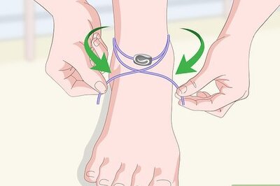 How to Tie an Anklet