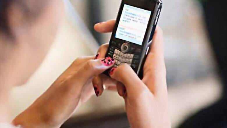 TRAI issues guidelines on mobile data services