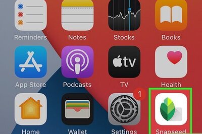 How to Overlay Pictures on iPhone