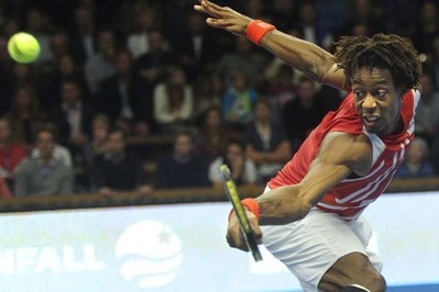 Monfils loses, Ferrer advances at Qatar Open