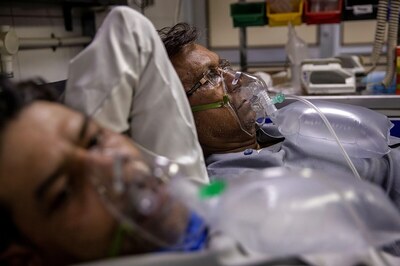 Covid-19: Hospitals in Delhi Gasp for Oxygen Amid Staggered Supply