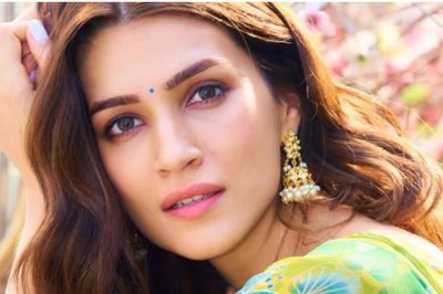 Kriti Sanon Prepared to Play a Film Director in Bachchhan Paandey 'By Observing and Understanding'