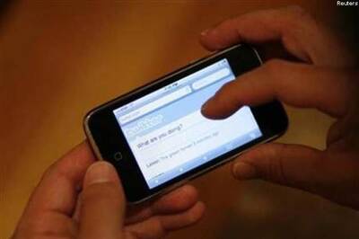 UK ruling allows Twitter updates from courts