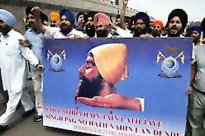 Sikhs march against forcible tonsure