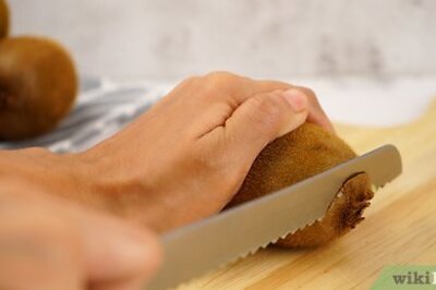 How to Cut Kiwi for Decoration