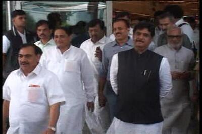Election Commission grants Munde 14 more days to reply on poll expense notice