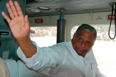 Mulayam Singh Yadav, Former UP CM, Hospitalised in Gurgaon Over Complaint of 'Uneasiness'