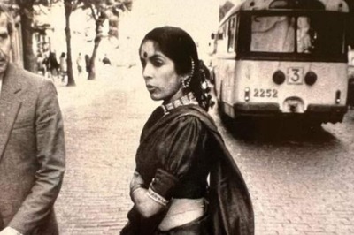 'Find Me a More Powerful Icon’: Masaba Gupta in Her Birthday Post for Mom Neena Gupta