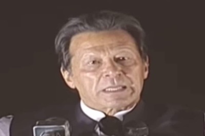 Imran Khan Lashes Out at Oppn at Islamabad Rally; PTI Leaders to Meet Late Night to Discuss No-Confidence Vote