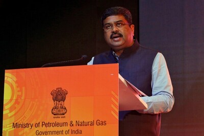 India Wants Qatar to Lower Price of Gas Under Long-term LNG Deal: Dharmendra Pradhan