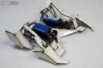 This $100 origami-inspired thin robot can fold itself, walk away