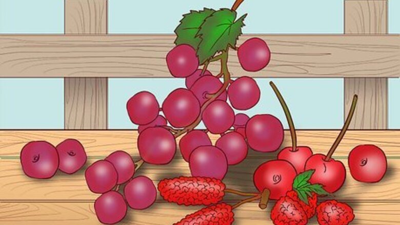 How to Find Safe Vegetables and Fruit for Horses
